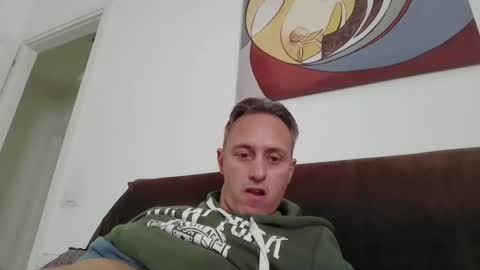 Snapshot of sten015 chatting on 23, 10, 2025 sten015 online show from 23, 10, 2025