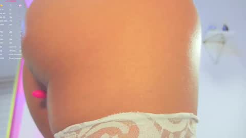 Snapshot of stephania_let chatting on 12, 3, 2025 stephania_let online show from 12, 3, 2025