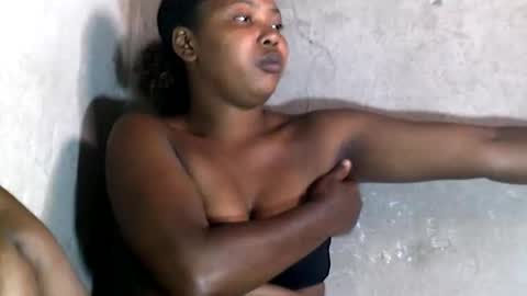 Snapshot of stephanie172 chatting on 7, 11, 2025 stephanie172 online show from 7, 11, 2025