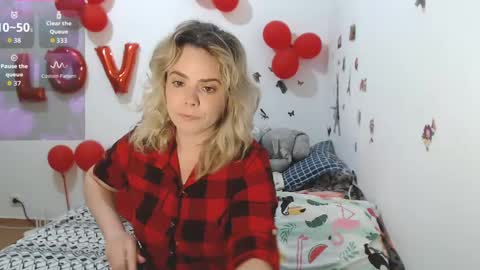 Snapshot of stephaniewild chatting on 19, 5, 2026 Stephanie online show from 19, 5, 2026