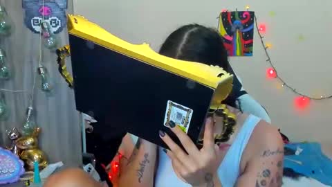 Stephany  independient model  online show from 5, 11, 2025