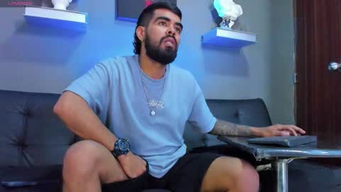 Snapshot of stephenbrown_ chatting on 11, 11, 2025 ................ online show from 11, 11, 2025