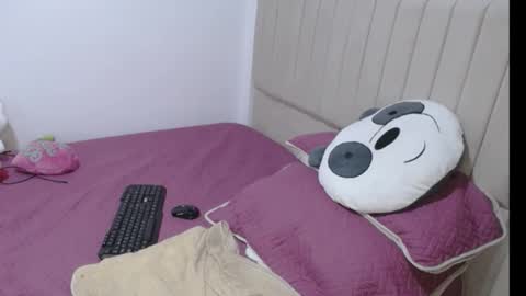 Snapshot of stepmom_slut_50_ chatting on 13, 9, 2025 Angie mature online show from 13, 9, 2025