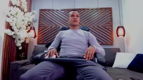    online show from 4, 2, 2026