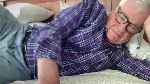 Steve online show from 11, 4, 2026