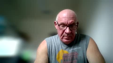 Snapshot of stevejons47 chatting on 6, 10, 2025 stevejons47 online show from 6, 10, 2025