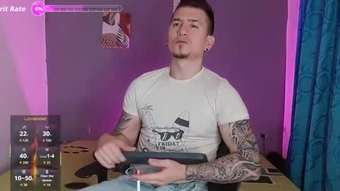 Snapshot of steven__tayler chatting on 12, 9, 2025 Steven Tayler online show from 12, 9, 2025