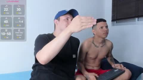 Snapshot of steven_and_benji chatting on 8, 4, 2026 Steven and Benji online show from 8, 4, 2026