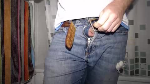 Snapshot of steveo_85 chatting on 4, 4, 2026 white beef online show from 4, 4, 2026