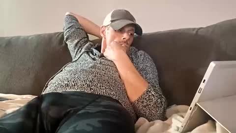 stickymouse45 online show from 31, 10, 2025