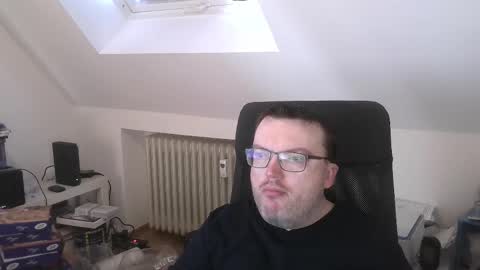 Oliver online show from 6, 4, 2026