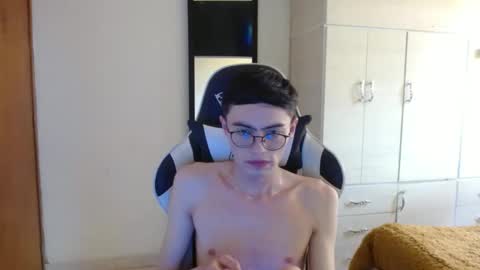 Snapshot of stiv_grant chatting on 28, 1, 2025 stiv_grant online show from 28, 1, 2025