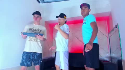 friends online show from 17, 11, 2025