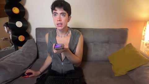 Snapshot of stolas_ying chatting on 12, 2, 2026 Stolas online show from 12, 2, 2026