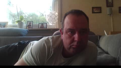 Snapshot of stoned1983 chatting on 17, 11, 2025 stoned1983 online show from 17, 11, 2025