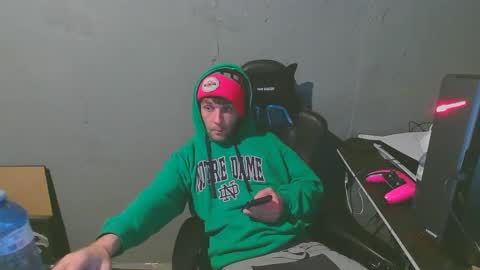 stonedpanda77 online show from 21, 12, 2024