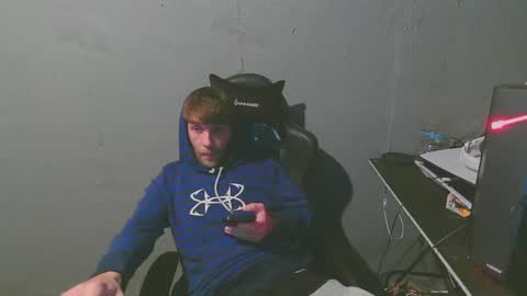 stonedpanda77 online show from 11, 1, 2025