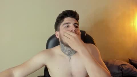 Snapshot of stoneepaul chatting on 5, 11, 2025 --free-- online show from 5, 11, 2025