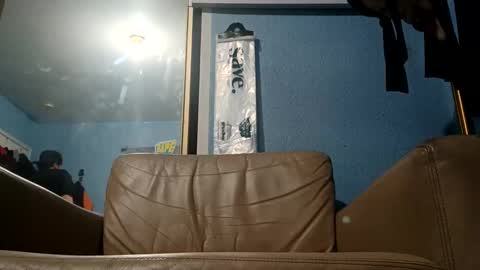 Snapshot of stonerllamas chatting on 13, 11, 2025 stonerllamas online show from 13, 11, 2025