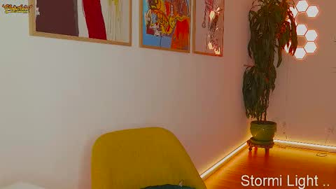 Stormi online show from 5, 2, 2026