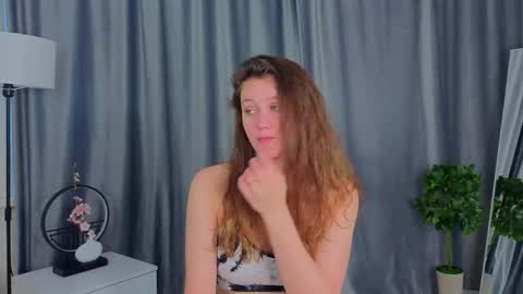 Luna online show from 8, 5, 2026