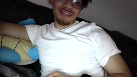 Snapshot of str8dj chatting on 15, 2, 2026 Dj online show from 15, 2, 2026