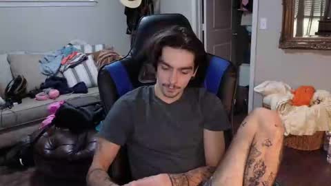 Snapshot of str8whiteboy21 chatting on 9, 9, 2025 str8whiteboy21 online show from 9, 9, 2025