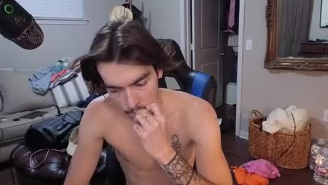 Snapshot of str8whiteboy21 chatting on 11, 9, 2025 str8whiteboy21 online show from 11, 9, 2025