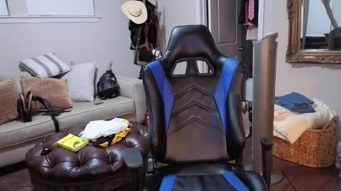 Snapshot of str8whiteboy21 chatting on 18, 9, 2025 str8whiteboy21 online show from 18, 9, 2025