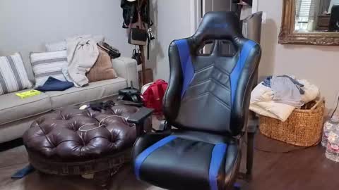 Snapshot of str8whiteboy21 chatting on 20, 9, 2025 str8whiteboy21 online show from 20, 9, 2025