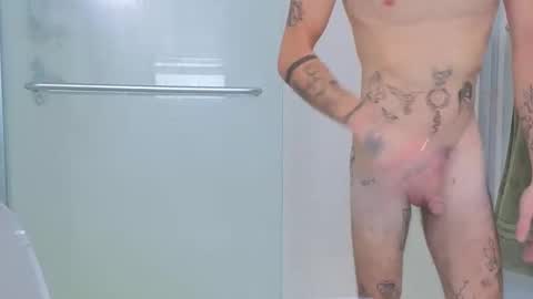 Snapshot of str8whiteboy21 chatting on 28, 10, 2025 str8whiteboy21 online show from 28, 10, 2025