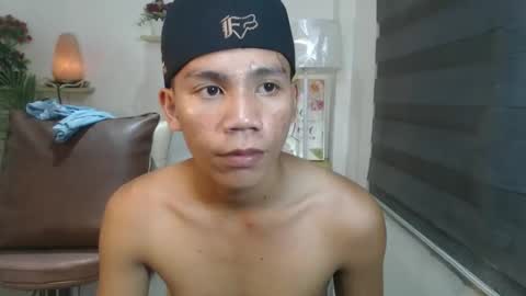Snapshot of straight_moreno69 chatting on 9, 5, 2026 James online show from 9, 5, 2026