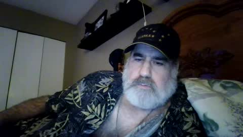 Snapshot of straightbear4you chatting on 29, 6, 2026 Straightbear4you online show from 29, 6, 2026