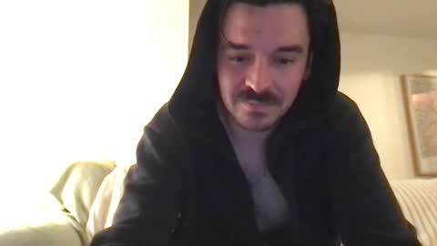 Snapshot of straitnarrow chatting on 9, 4, 2026 Strait n Narrow online show from 9, 4, 2026