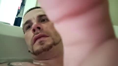 Snapshot of straitpipermann22 chatting on 10, 3, 2026 straitpipermann22 online show from 10, 3, 2026