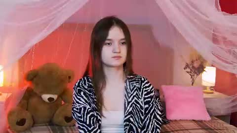 Snapshot of strawbunnybite chatting on 15, 6, 2026 Bunny online show from 15, 6, 2026