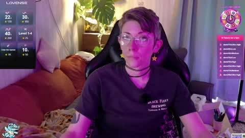 Snapshot of streetweeb chatting on 25, 5, 2026 Lucca online show from 25, 5, 2026