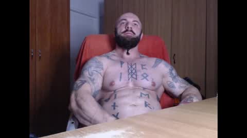 Snapshot of strongivan chatting on 5, 12, 2024 StrongIvan online show from 5, 12, 2024