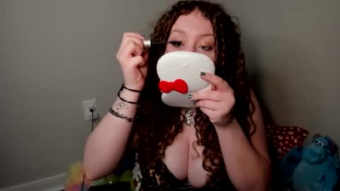 Strwbby online show from 18, 11, 2025