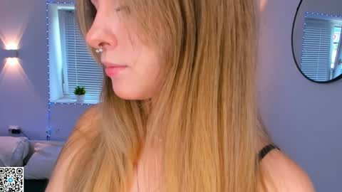 Snapshot of sttyllezz chatting on 15, 6, 2026 Olivia online show from 15, 6, 2026