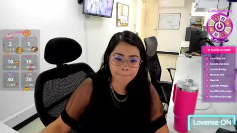 Snapshot of studcb_ chatting on 18, 4, 2026 studcb_ online show from 18, 4, 2026