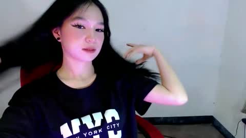 Snapshot of stunning_floriexx chatting on 10, 5, 2026 IM FLORIE online show from 10, 5, 2026