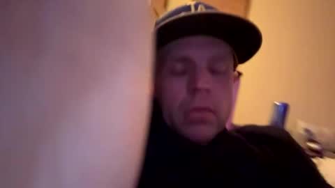 Snapshot of submissivebrett381 chatting on 26, 3, 2026 submissivebrett381 online show from 26, 3, 2026
