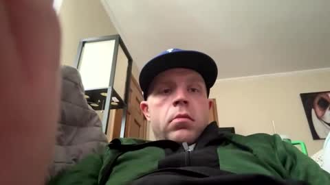 Snapshot of submissivebrett381 chatting on 18, 4, 2026 submissivebrett381 online show from 18, 4, 2026