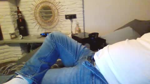 Snapshot of submissivguy chatting on 23, 9, 2025 submissivguy online show from 23, 9, 2025