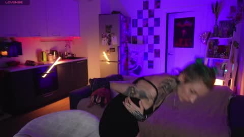 Snapshot of succubus_66 chatting on 15, 12, 2024 succubus_66 online show from 15, 12, 2024