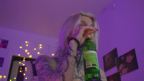 Snapshot of succubus_66 chatting on 26, 1, 2025 succubus_66 online show from 26, 1, 2025