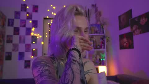 Snapshot of succubus_66 chatting on 9, 2, 2025 succubus_66 online show from 9, 2, 2025