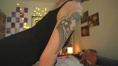 Snapshot of succubus_66 chatting on 12, 2, 2025 succubus_66 online show from 12, 2, 2025