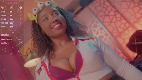 Succubus RoseMilk online show from 2, 11, 2025